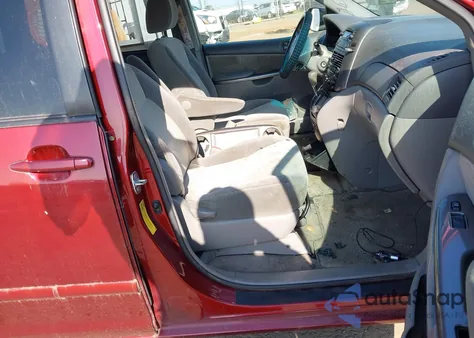 2009 Toyota Sienna Le из США, поврежденный, VIN 5TDZK23C79S271733